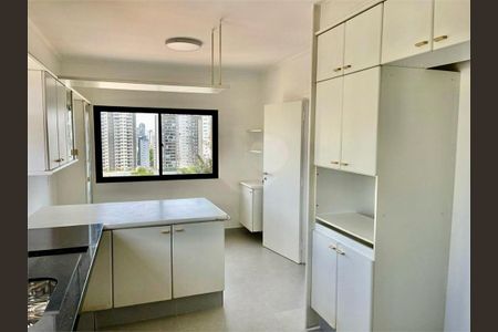 Apartamento à venda com 197m², 3 quartos e 2 vagas