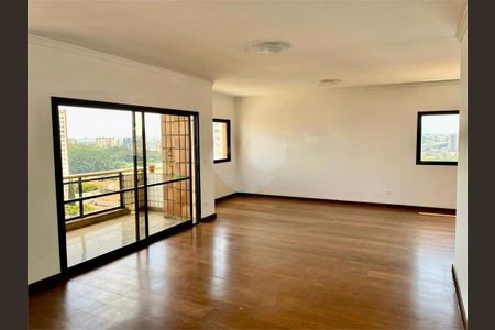 Apartamento à venda com 197m², 3 quartos e 2 vagas