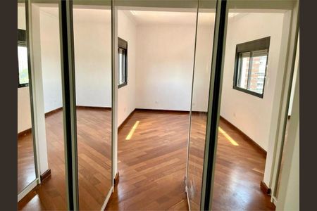 Apartamento à venda com 197m², 3 quartos e 2 vagas