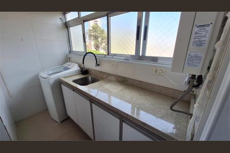 Apartamento à venda com 67m², 3 quartos e 1 vaga