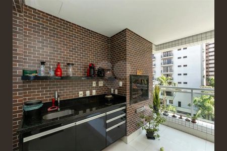 Apartamento à venda com 171m², 3 quartos e 4 vagas