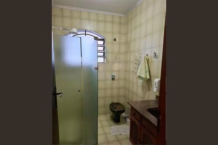 Casa à venda com 240m², 4 quartos e 2 vagas