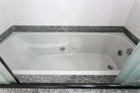 Apartamento à venda com 138m², 3 quartos e 3 vagas