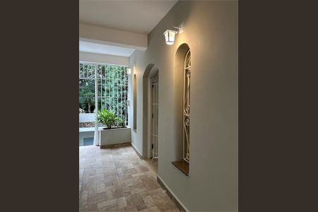 Casa à venda com 250m², 4 quartos e 2 vagas