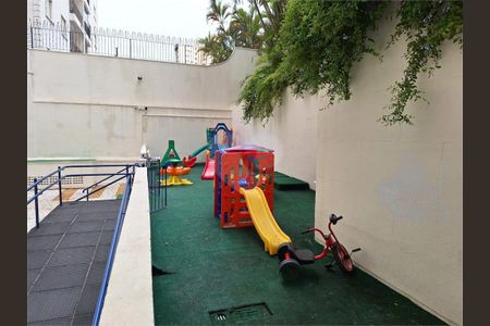 Apartamento à venda com 200m², 3 quartos e 1 vaga