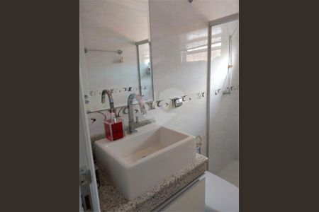 Casa à venda com 370m², 3 quartos e 3 vagas
