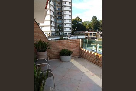 Casa à venda com 370m², 3 quartos e 3 vagas