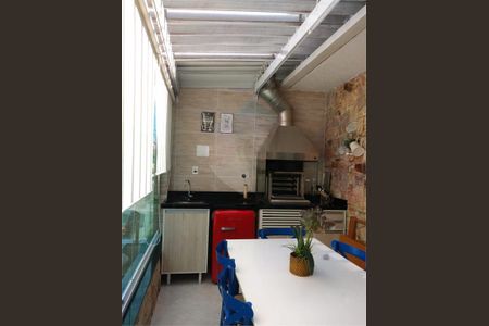 Casa à venda com 370m², 3 quartos e 3 vagas