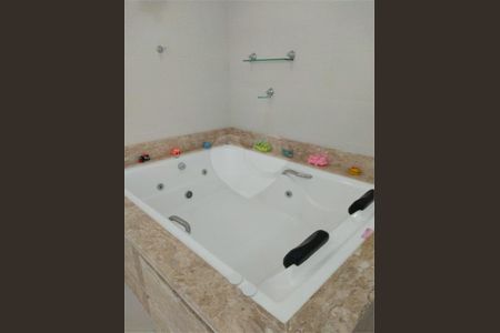 Casa à venda com 370m², 3 quartos e 3 vagas