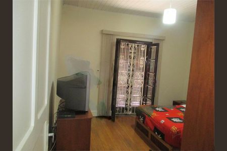 Casa à venda com 80m², 2 quartos e 1 vaga