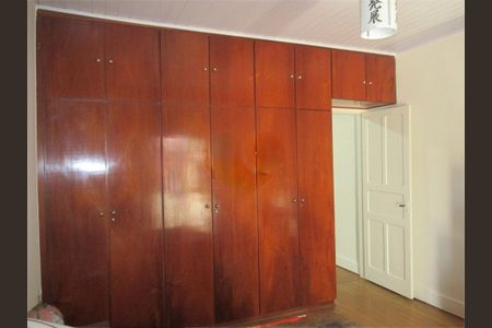 Casa à venda com 80m², 2 quartos e 1 vaga