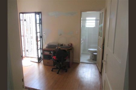 Casa à venda com 80m², 2 quartos e 1 vaga