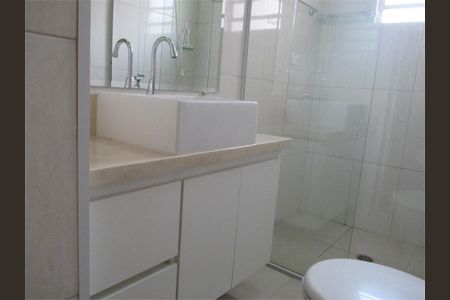 Casa à venda com 80m², 2 quartos e 1 vaga