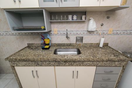 Apartamento à venda com 130m², 3 quartos e 3 vagas Apartamento à venda com 130m², 3 quartos e 3 vagasCozinha