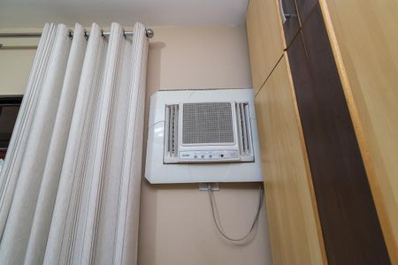 Apartamento à venda com 130m², 3 quartos e 3 vagas Apartamento à venda com 130m², 3 quartos e 3 vagasSuíte