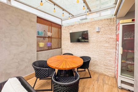 Apartamento à venda com 155m², 2 quartos e 2 vagasCobertura - Área Gourmet