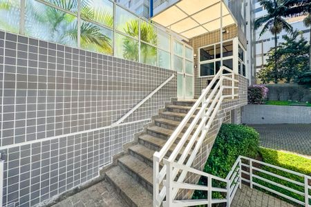 Apartamento à venda com 155m², 2 quartos e 2 vagasÁrea comum - Entrada