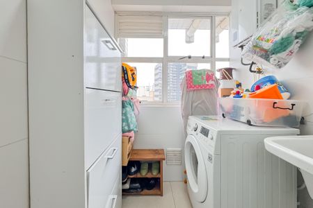 Apartamento à venda com 155m², 2 quartos e 2 vagasÁrea de Serviço