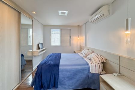 Apartamento à venda com 155m², 2 quartos e 2 vagasSuíte