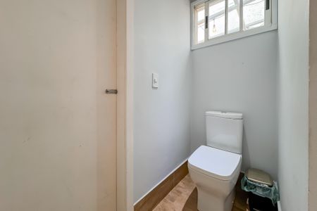 Apartamento à venda com 155m², 2 quartos e 2 vagasCobertura - Banheiro 