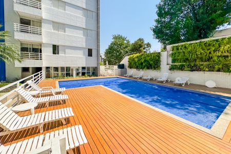 Apartamento à venda com 155m², 2 quartos e 2 vagasÁrea comum - Piscina