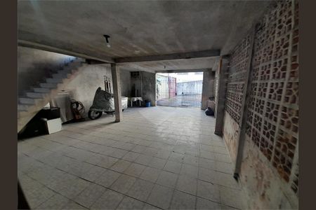 Casa de condomínio à venda com 151m², 2 quartos e 4 vagas