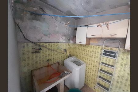 Casa de condomínio à venda com 151m², 2 quartos e 4 vagas
