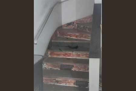 Casa de condomínio à venda com 151m², 2 quartos e 4 vagas