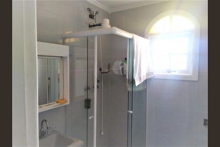 Casa à venda com 160m², 4 quartos e 4 vagas