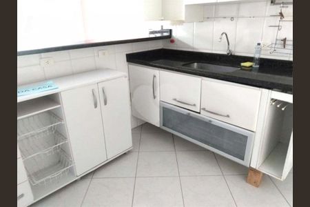 Apartamento à venda com 140m², 4 quartos e 3 vagas