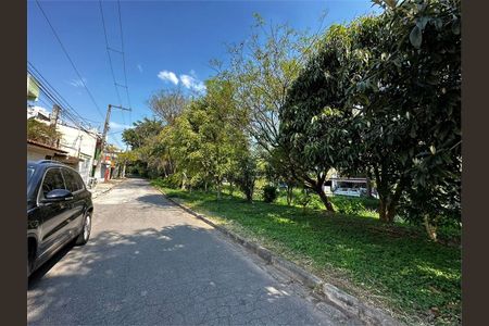 Casa à venda com 203m², 3 quartos e 2 vagas
