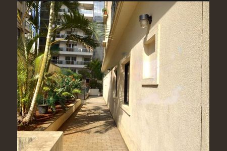 Apartamento à venda com 45m², 1 quarto e 1 vaga