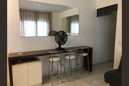 Apartamento à venda com 45m², 1 quarto e 1 vaga