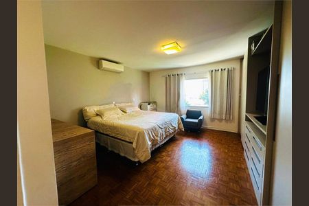 Casa à venda com 300m², 3 quartos e 4 vagas