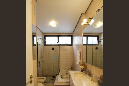 Apartamento à venda com 198m², 4 quartos e 3 vagas