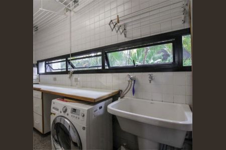 Apartamento à venda com 198m², 4 quartos e 3 vagas