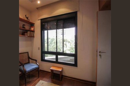 Apartamento à venda com 198m², 4 quartos e 3 vagas