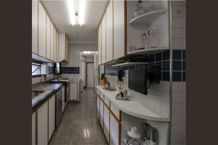 Apartamento à venda com 198m², 4 quartos e 3 vagas