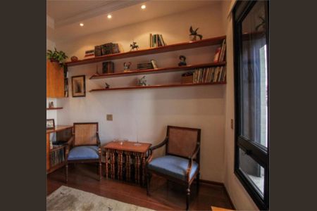 Apartamento à venda com 198m², 4 quartos e 3 vagas