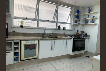 Apartamento à venda com 276m², 4 quartos e 2 vagas