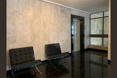 Apartamento à venda com 276m², 4 quartos e 2 vagas