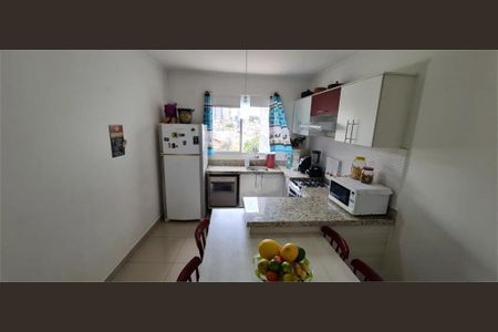 Casa à venda com 120m², 2 quartos e 1 vaga