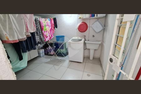 Casa à venda com 120m², 2 quartos e 1 vaga