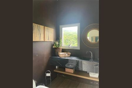 Casa à venda com 474m², 3 quartos e 4 vagas