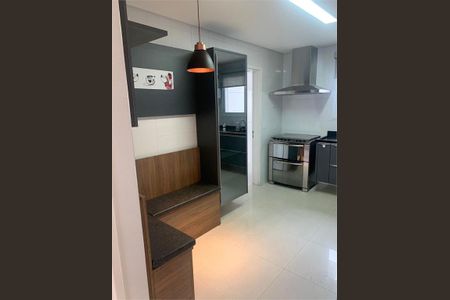 Apartamento à venda com 165m², 3 quartos e 4 vagas