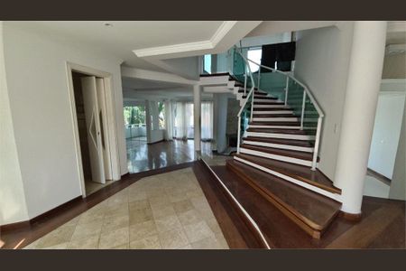 Casa à venda com 532m², 4 quartos e 8 vagas