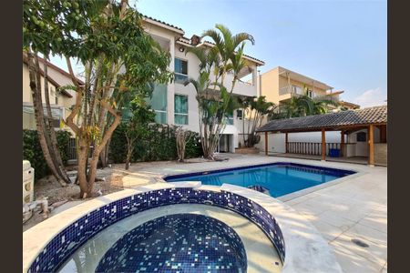 Casa à venda com 532m², 4 quartos e 8 vagas