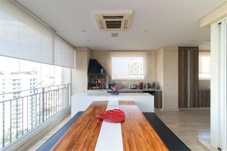 Apartamento à venda com 250m², 4 quartos e 4 vagas