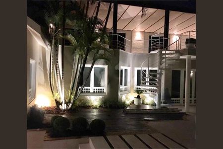 Casa à venda com 650m², 5 quartos e 4 vagas