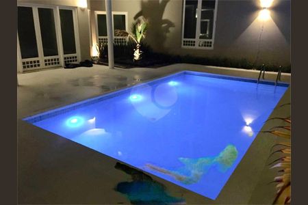 Casa à venda com 650m², 5 quartos e 4 vagas